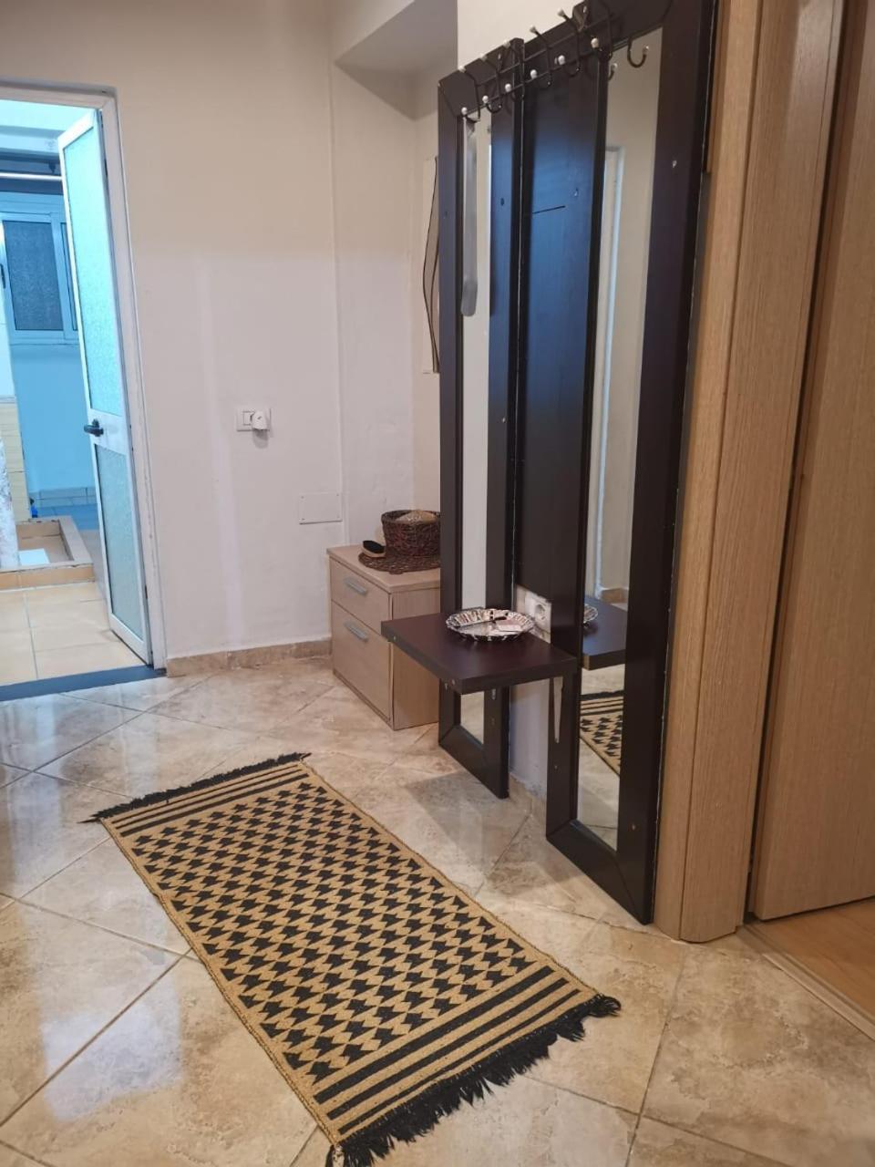 Appartement Downtown Authentic Myslym Shyri